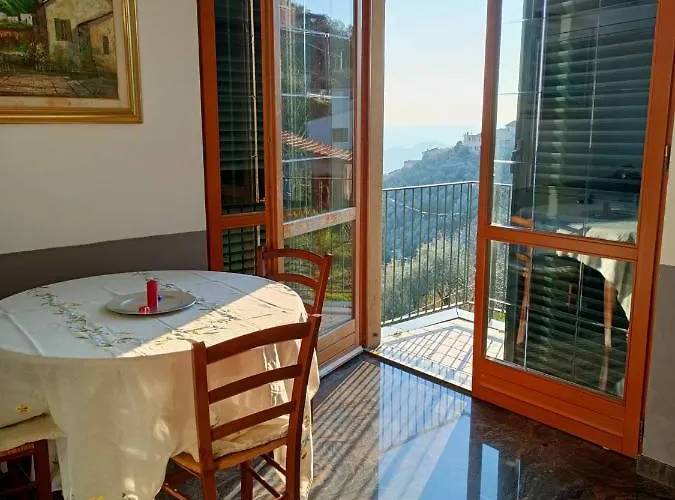 Caterina Sestri Levante